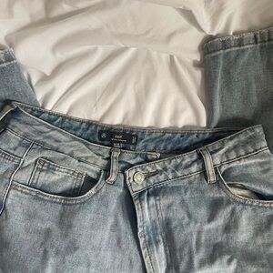 Asymmetrical Missguided Jeans